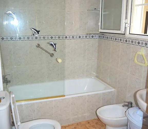 Espanhouse Diego تورّيفيِخا